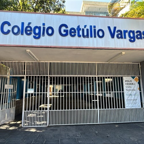 Vestibular Cederj 2027/1 oferece 219 vagas para seis cursos semipresenciais em VR